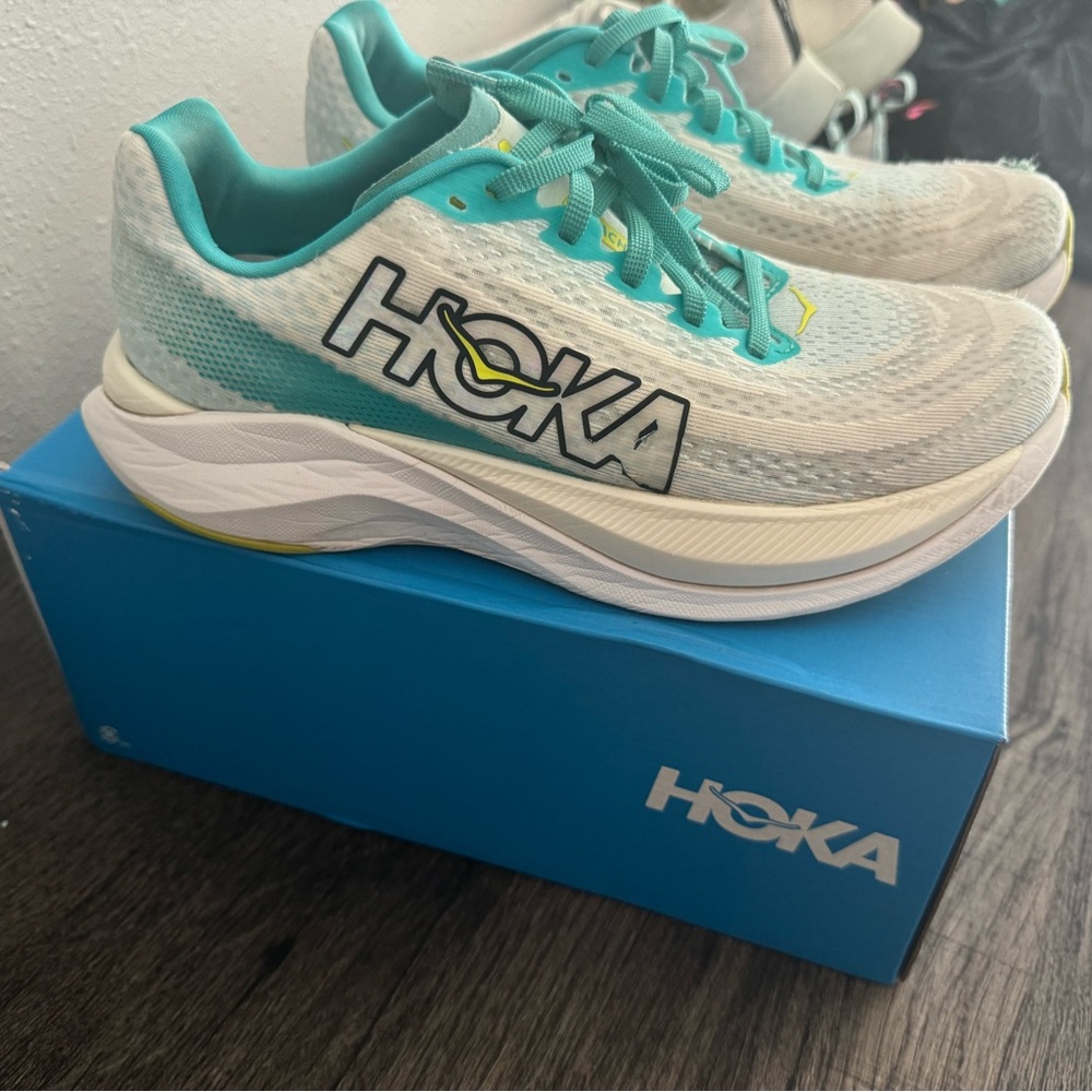 Women’s Hoka Mach X 8B